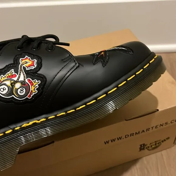 NWT NIB Dr. Martens Appliqué Patch Black Shoes