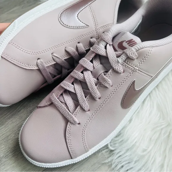 NWT Nike Court Royale Women’s Shoes