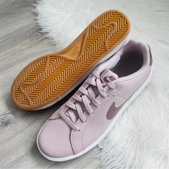 NWT Nike Court Royale Women’s Shoes