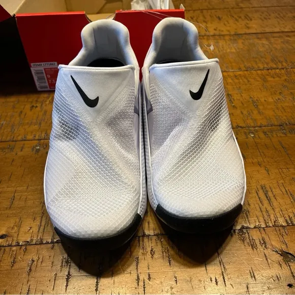 NWT NIKE Go FlyEase Easy‎ On/Off Shoes White/Black