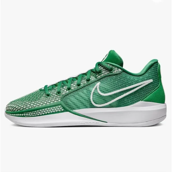 NWT Nike | Women's Apple Green Sabrina 1 laceup basketball shoes great tread 6.5