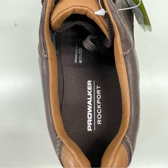 NWT Rockport Men’s Prowalker in Brown Leather Size 7.5