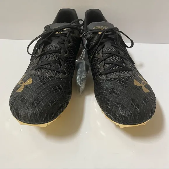 NWT Under Armour HOVR Smoke Rider Track &amp; Field Shoes Size M 13.0/W 14.5