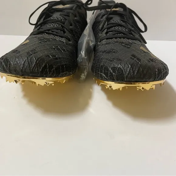 NWT Under Armour HOVR Smoke Rider Track &amp; Field Shoes Size M 13.0/W 14.5
