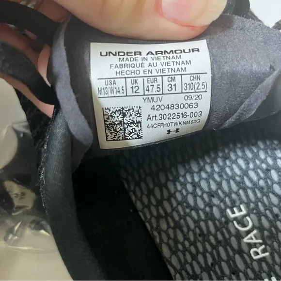 NWT Under Armour HOVR Smoke Rider Track &amp; Field Shoes Size M 13.0/W 14.5