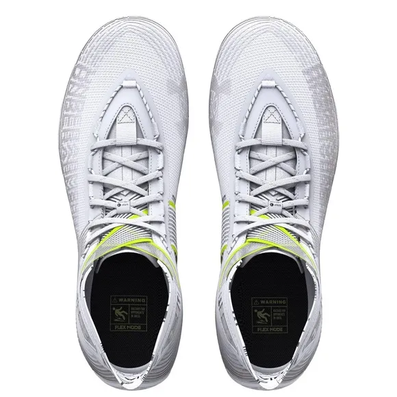 NWT Under Armour Men's Highlight MCFootball Cleats size 11
