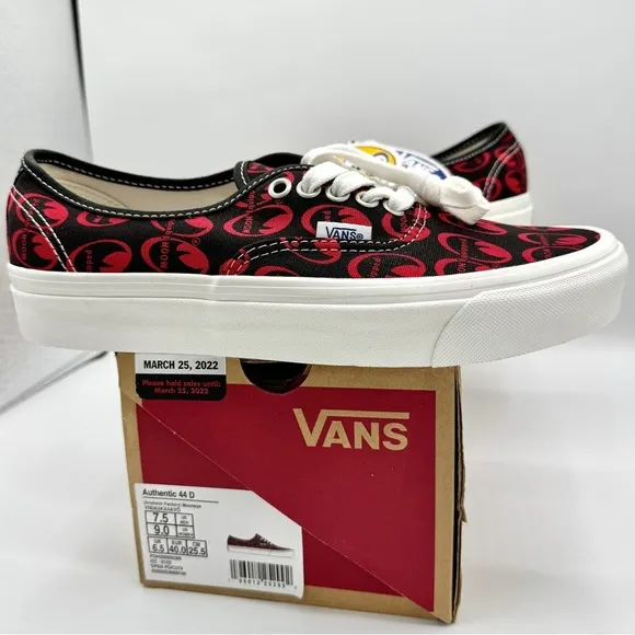 NWT Vans Classic Authentic 44 D Skate Shoes Anaheim Edition Mooneye Red Unisex