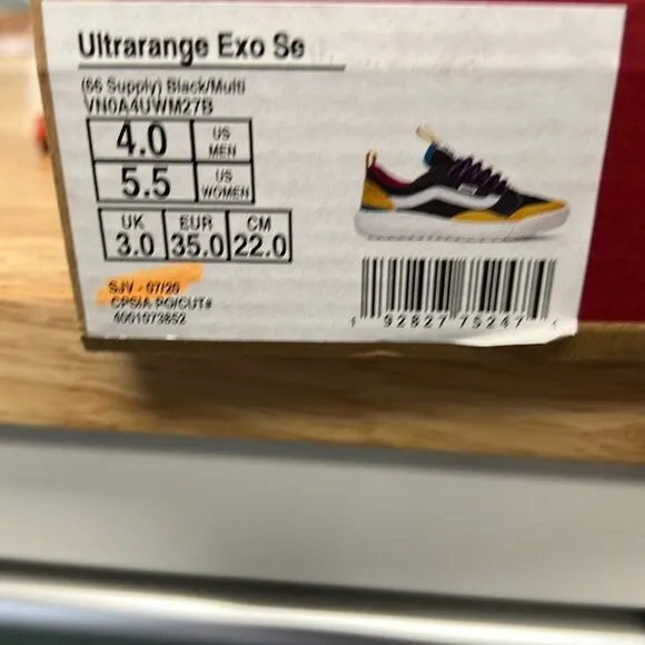 NWT Vans Unisex Ultrarange Exo Se Black/Multi Lace Up Sneaker Shoes Sz M 4 W 5.5
