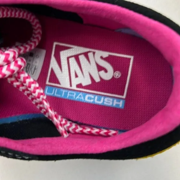 NWT Vans Unisex Ultrarange Exo Se Black/Multi Lace Up Sneaker Shoes Sz M 4 W 5.5