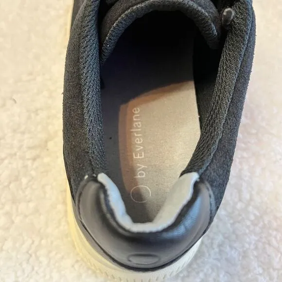 O by Everlane The Trainer Sneakers Women’s Size 7 Black Leather Upper Suede - P