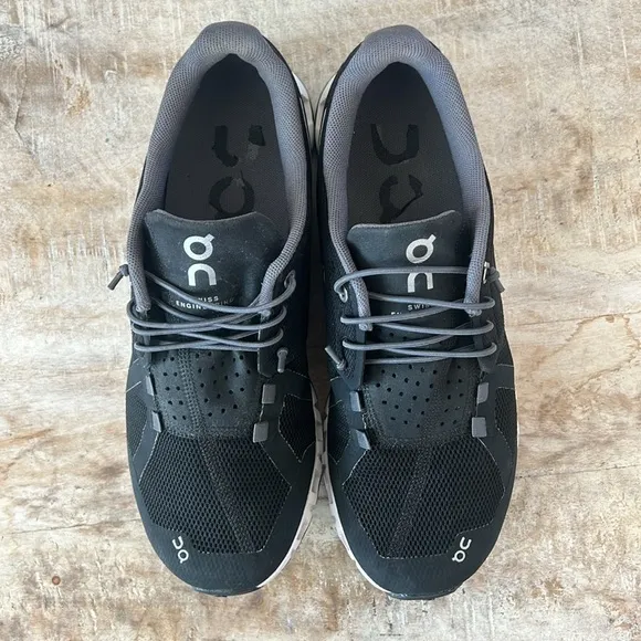 On Cloud 2 Running Shoes {Black} 8