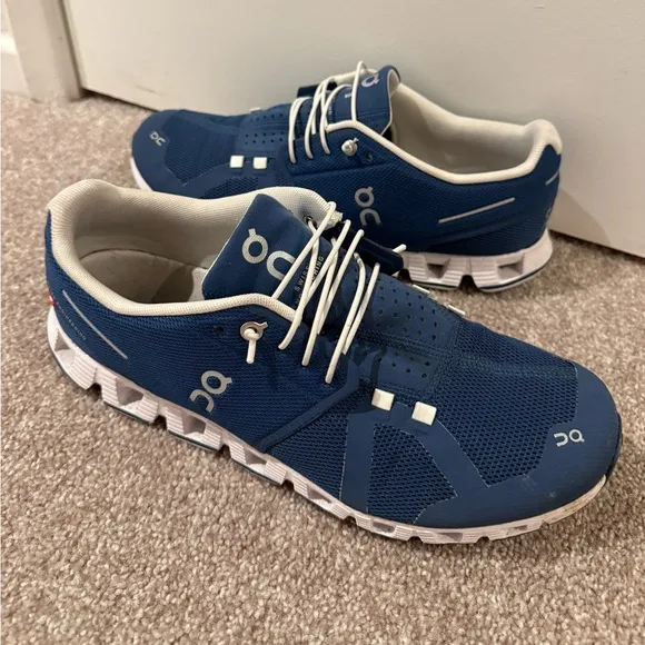 On Cloud 5 Lifestyle Running Sneakers Shoes Denim Blue White Womens 10 $150