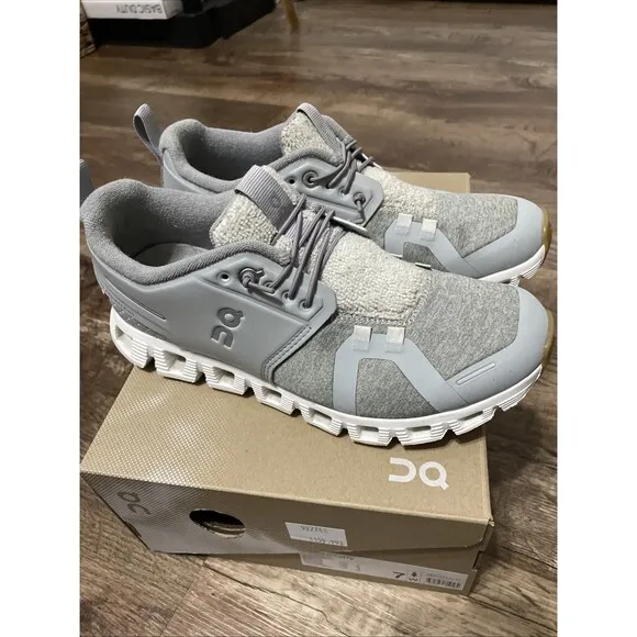 On Cloud 5 Terry Swiss Engineering Women’s Size 7 Running Shoes Gray White Box