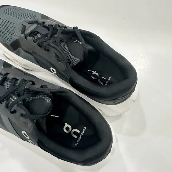On Cloud Cloudrunner 2 Men’s Shoes