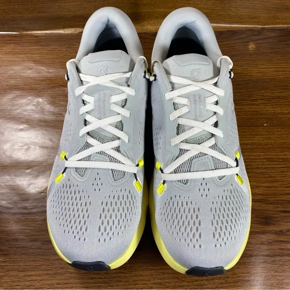 ON Cloud Cloudsurfer 2 Women’s Shoe Size 10.5