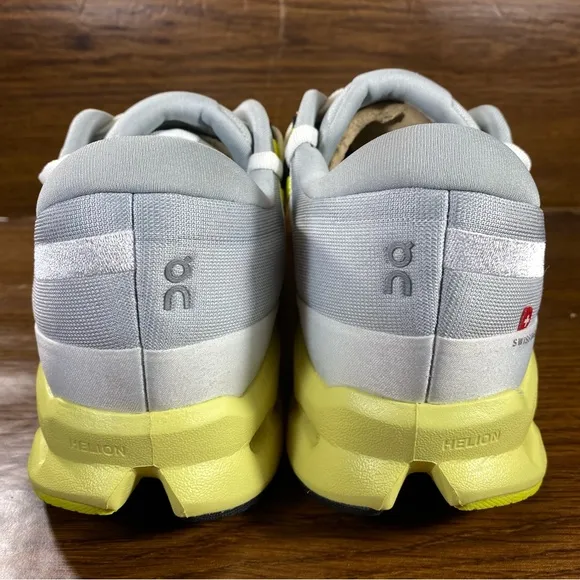ON Cloud Cloudsurfer 2 Women’s Shoe Size 10.5