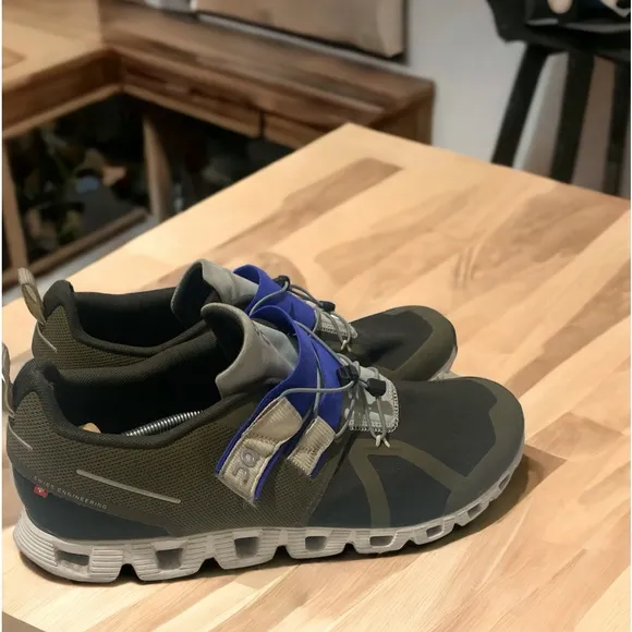 On Cloud Nexus Ivy / Fir Men’s Sz.11.5 EUCondition Blk/Gray/Blue