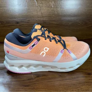 On cloud Surfer 2 women’s shoe size 10
