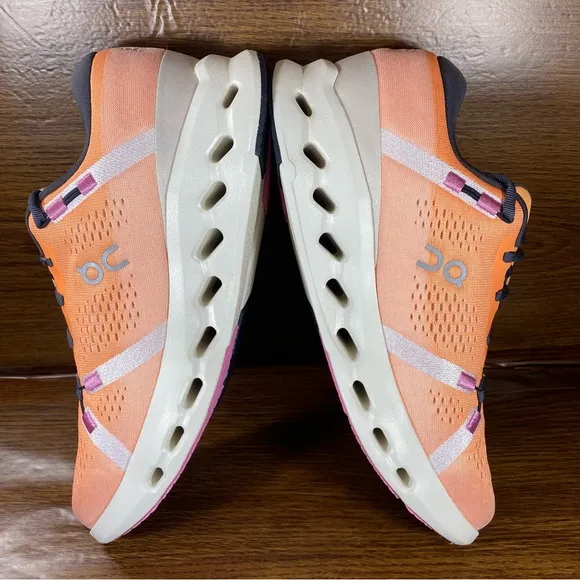 On cloud Surfer 2 women’s shoe size 10
