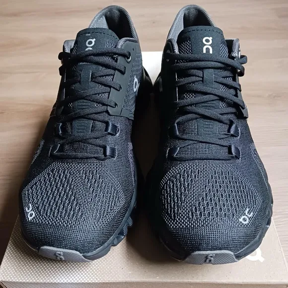 On Cloud X , Black Asphalt , Women’s 5.5 , 40-99701 , new with box