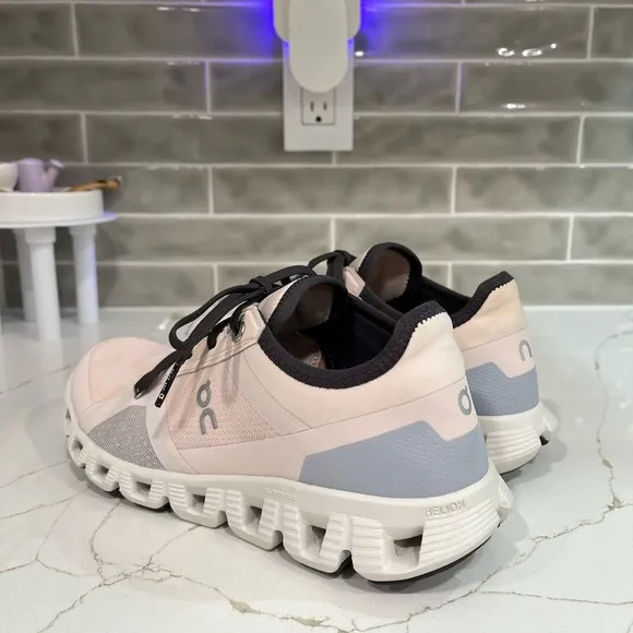 On Cloud X3 AD Running Shoes. Women’s Size 6.5 Color Pink.