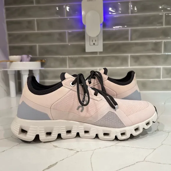 On Cloud X3 AD Running Shoes. Women’s Size 6.5 Color Pink.
