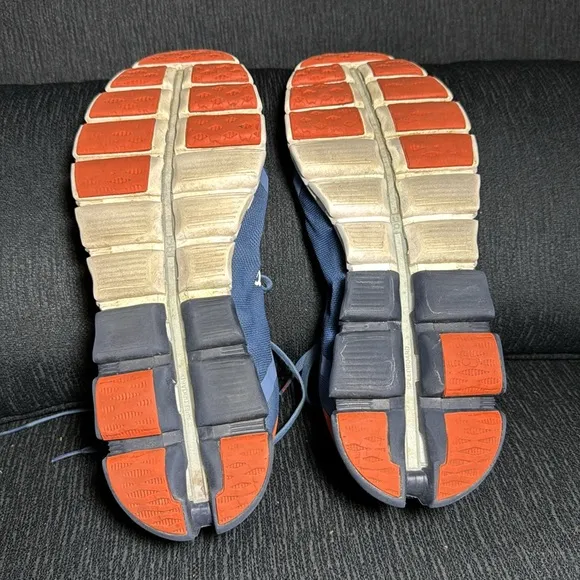 On‎ Cloudflow Running Shoes Lake/Flare Size 10