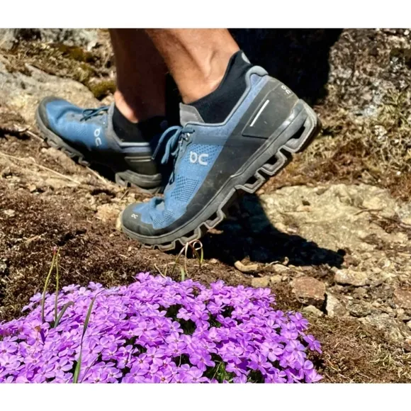On Cloudventure Trail Running Hiking Shoe Women's Size 10.5 Gray