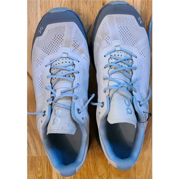 On Cloudventure Trail Running Hiking Shoe Women's Size 10.5 Gray