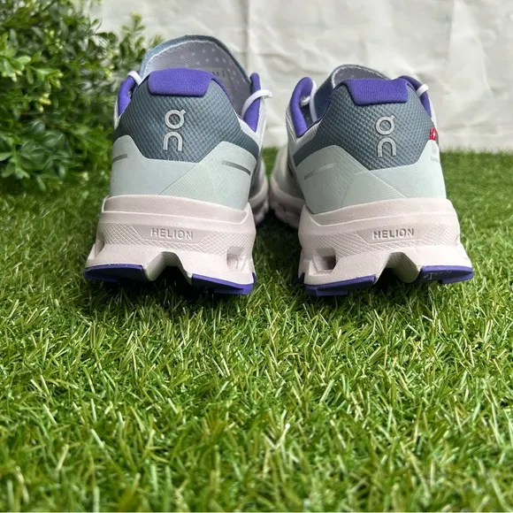 ON Cloudvista 'Frost Mineral'Sneakers  WOMEN size 7.5 new