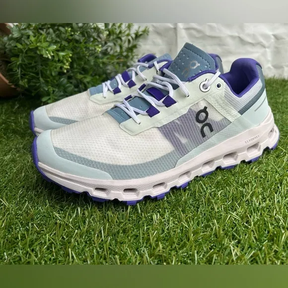 ON Cloudvista 'Frost Mineral'Sneakers  WOMEN size 7.5 new