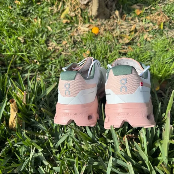 On Cloudvista Women TrailRunning Shoes Trail Running shoes Frost Rose New 10.5