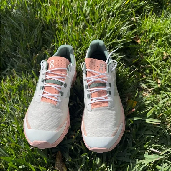 On Cloudvista Women TrailRunning Shoes Trail Running shoes Frost Rose New 10.5