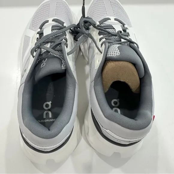 On Running  Cloudrunner 2 Men’s Shoes