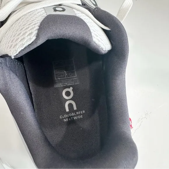 On Running Wide Cloudsurfer Next Women’s Shoes
