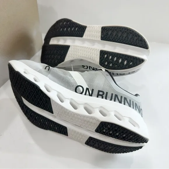 On Running Wide Cloudsurfer Next Women’s Shoes