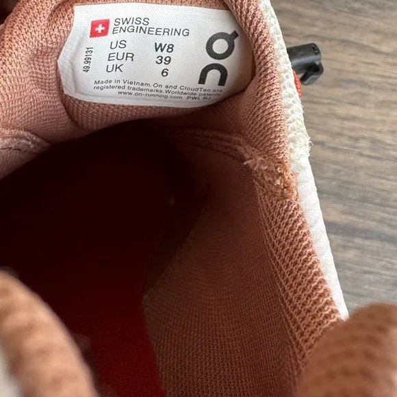 On Running Women's Ice Chill Cloudaway Hiking Sneaker s 8