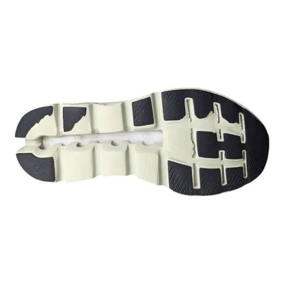 ON RUNNING Cloudstratus 2 Running Shoes Size 9.5