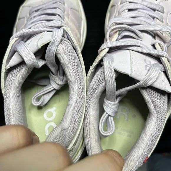 On The Roger Clubhouse Opal Prairie Limelight Women’s Size 6.5 Tennis Shoes