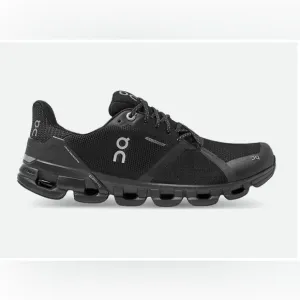 On Women's CloudflyerWaterproof Running Shoes black size 5.5 new