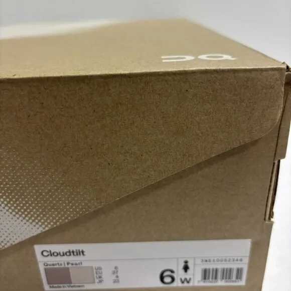 On Women’s Cloudtilt Clove Sand Running Shoes, Size 6 M