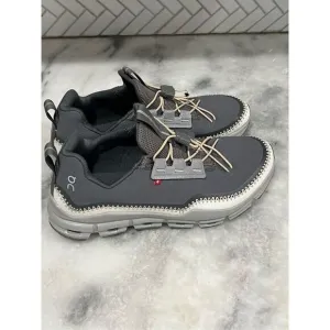 On Cloudaway Travel Shoes 'Asphalt' Women’s Size 8.5W