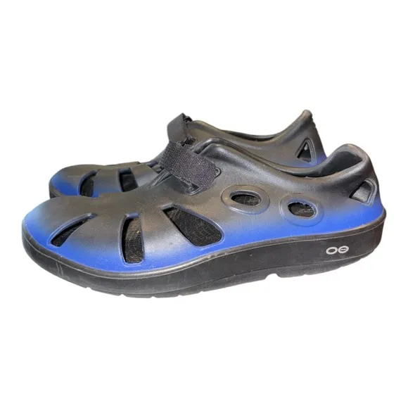 Oofos Croc Water/Fishing Shoe Blue/Black Size Men’s 8, Women’s 10 BB3