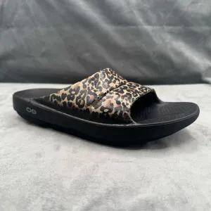 OOFOS Ooahh Luxe Women’s Size 9 EU 40 Black Leopard‎ Slide Sandal Shoes