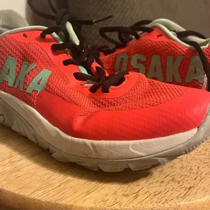 Osaka Kai tennis shoes size 6.5 men’s 8 women’s