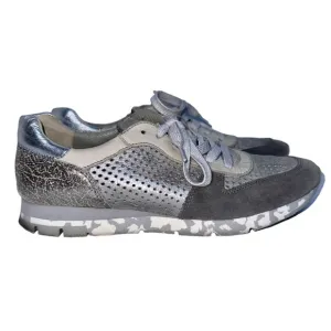 Paul Green Women’s Gray &amp; Silver Metallic Camouflage Lace Up Sneakers- Size 8