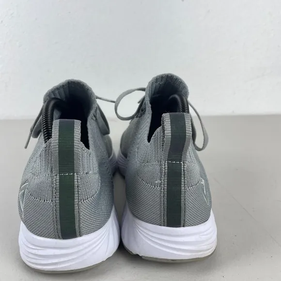 PEAK Shoes Mens 9.5 Gray Sport Lightweight Comfortable Slip On Running