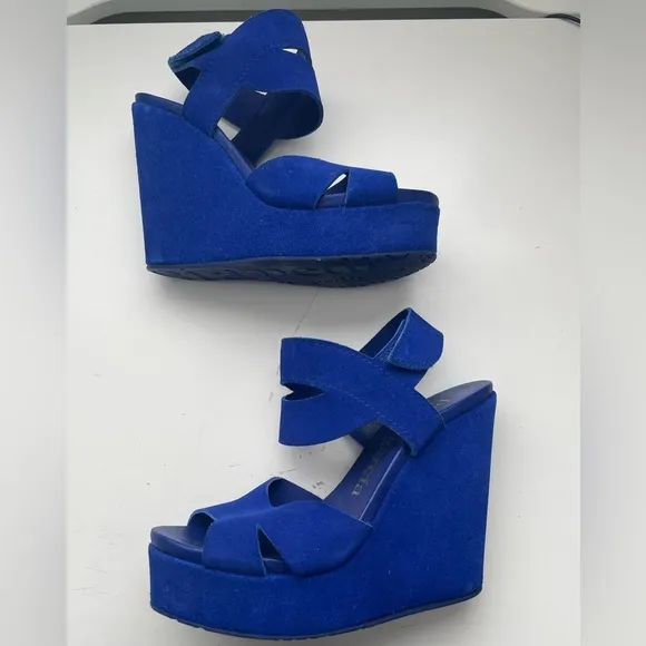 Pedro Garcia Platform Wedges Size 6 1/2