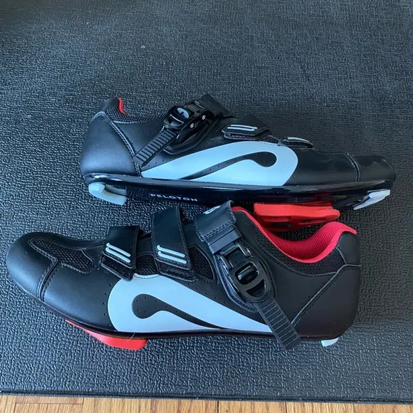 Peloton Men’s Cycling Shoes - Size 44 (10.5)
