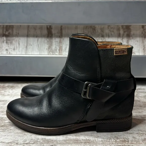 Pikolinos Ordinos Ankle boot with Leather accent strap &amp; buckle, sz 36
